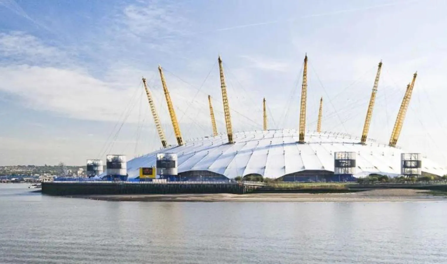 London Dockside Apartment United Kingdom