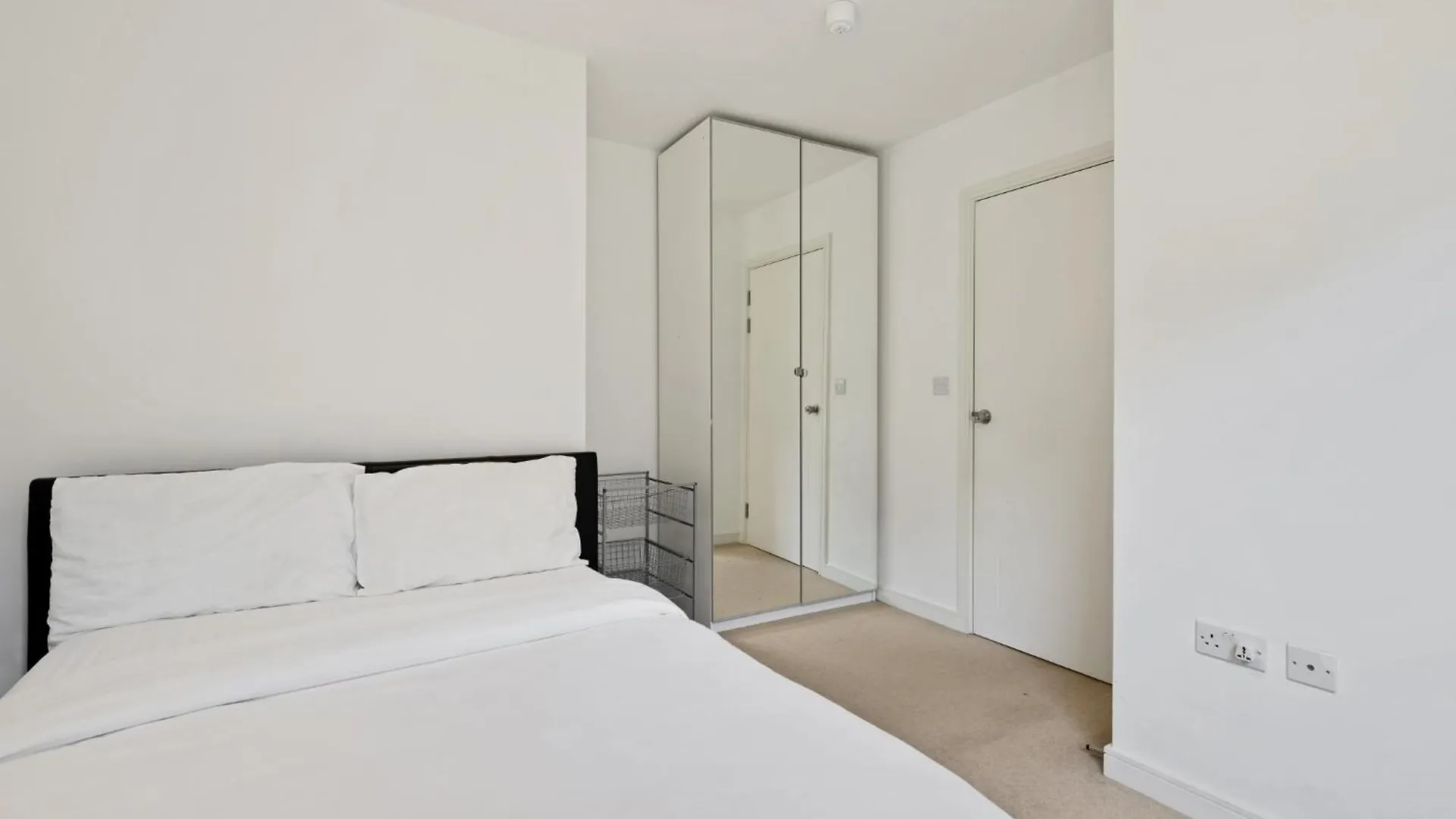 London Dockside Apartment